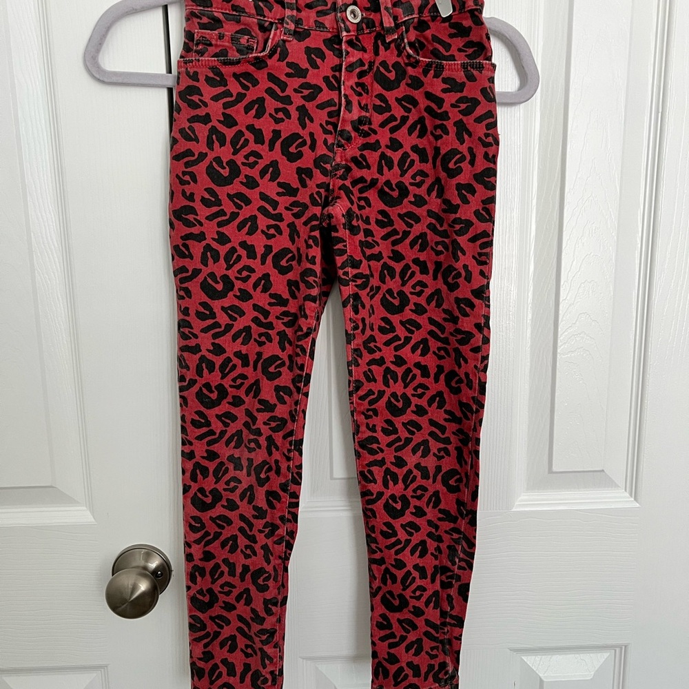 Zara Red Black Leopard Print Leggings